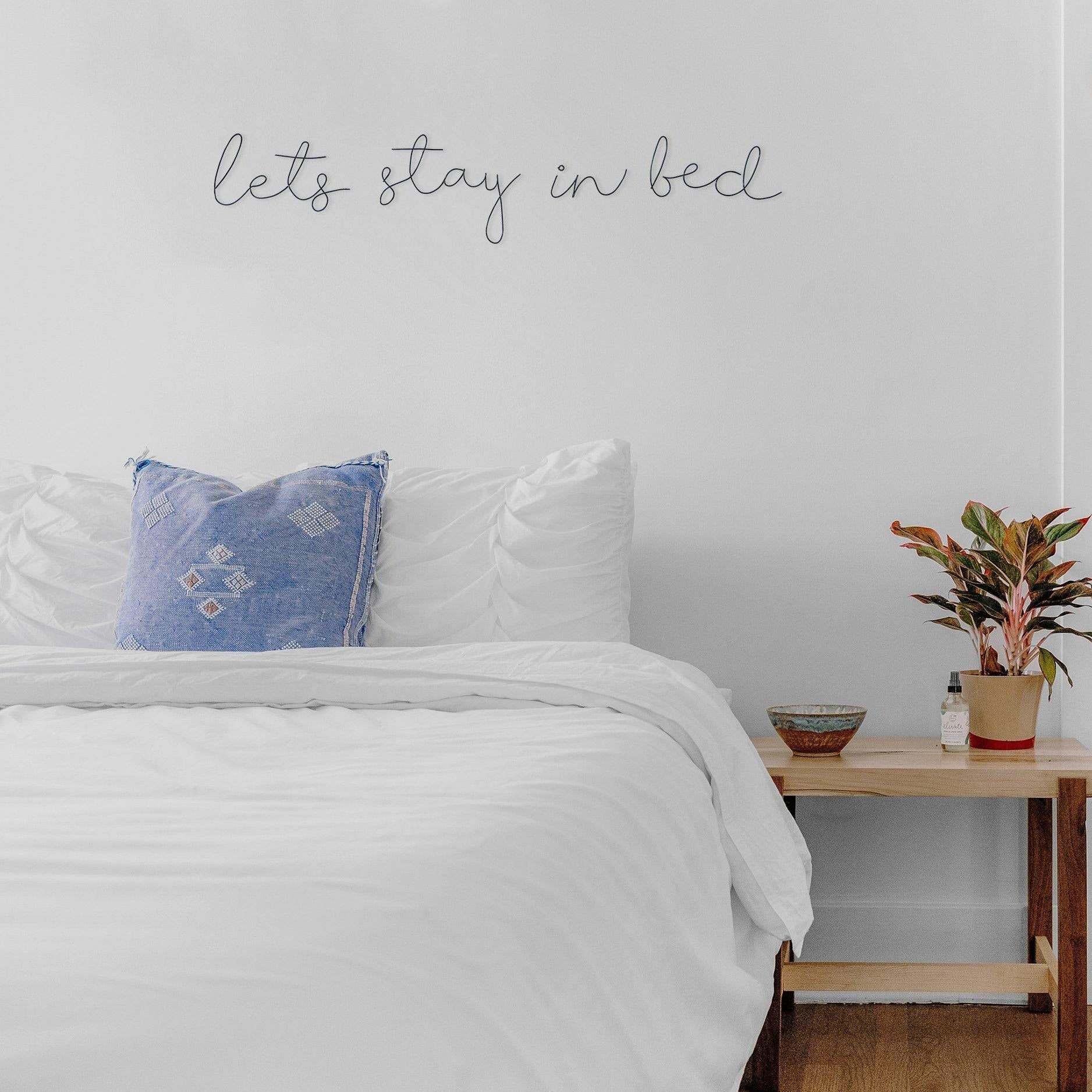 Let's stay in bed - Briar Rose Wire